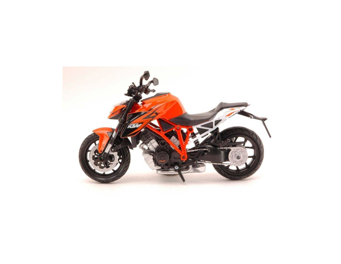 NewRay 1/12  KTM 1290 Superduke R
